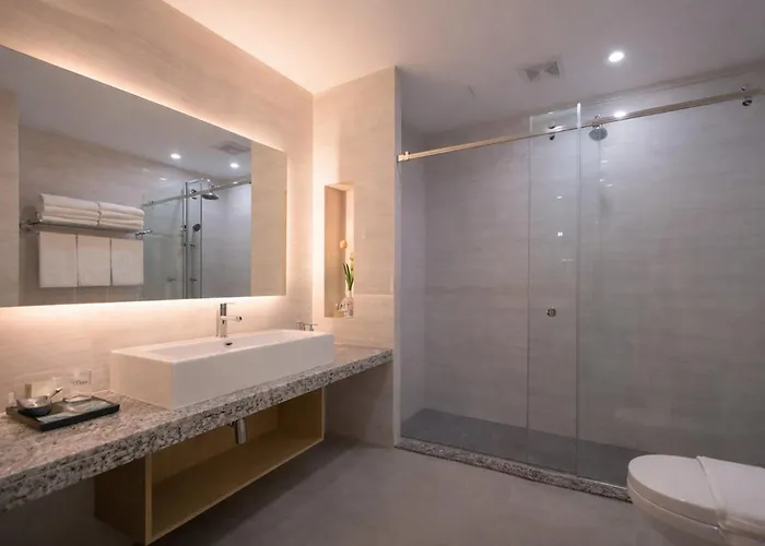 Hotel Palette Airport 4*